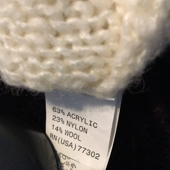 ZARA KNIT Sweater, size M - Picture 8 of 9